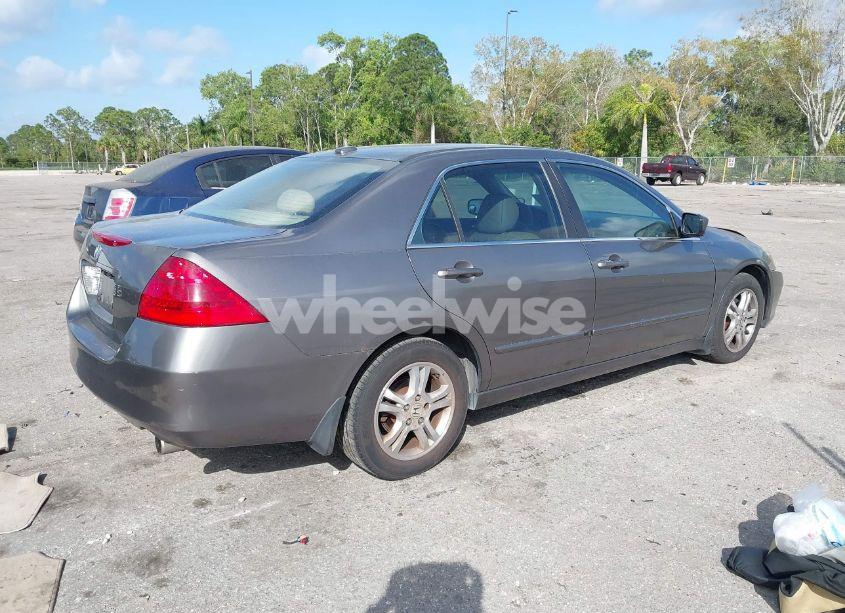 Photo 4 of 2007 Honda Accord 2.4 EX (VIN 1HGCM56807A191016)