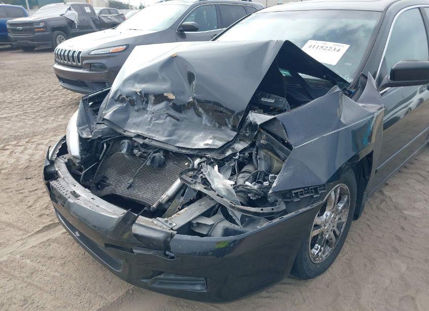 Photo 6 of 2007 Honda Accord 2.4 EX (VIN 1HGCM56807A213581)