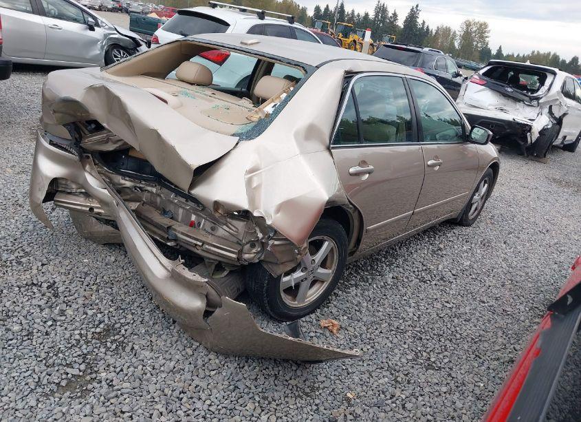 Photo 4 of 2005 Honda Accord 2.4 EX (VIN 1HGCM56815A013905)