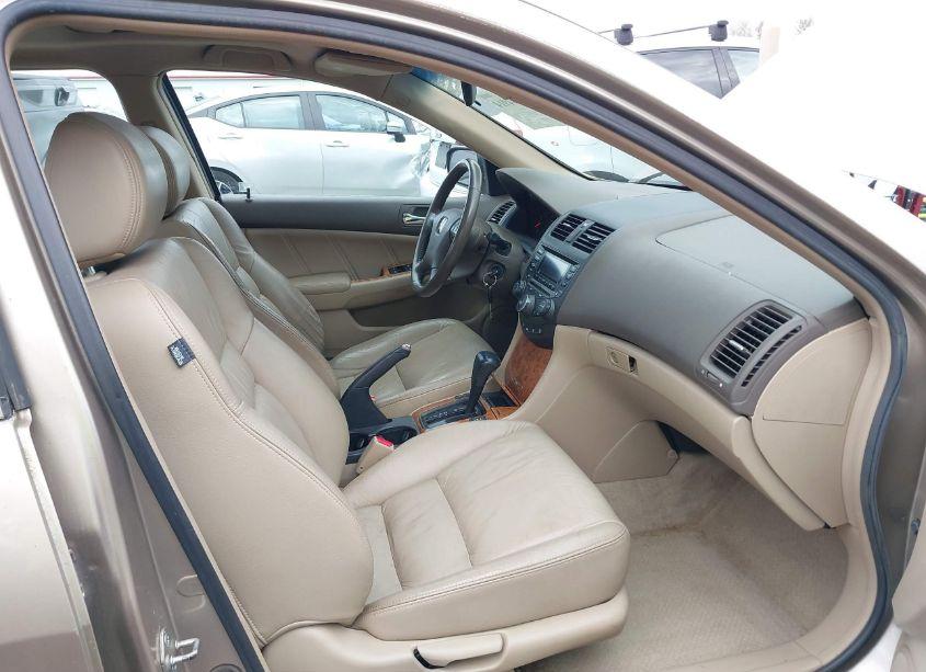 Photo 5 of 2005 Honda Accord 2.4 EX (VIN 1HGCM56815A013905)