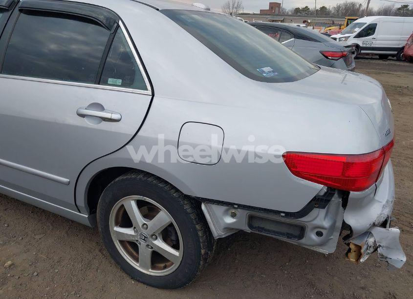 Photo 12 of 2005 Honda Accord 2.4 EX (VIN 1HGCM56815A021373)