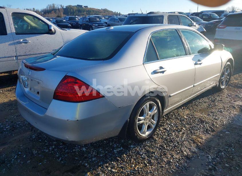 Photo 4 of 2006 Honda Accord 2.4 EX (VIN 1HGCM56816A044153)
