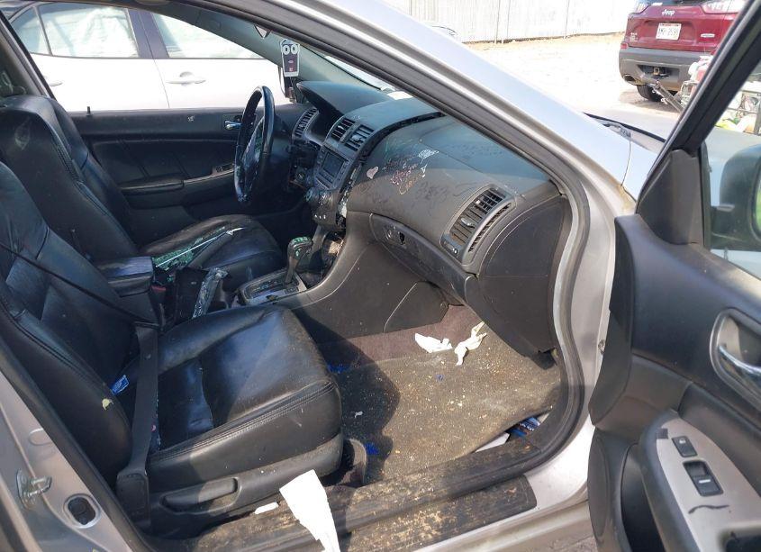 Photo 5 of 2006 Honda Accord 2.4 EX (VIN 1HGCM56816A062863)