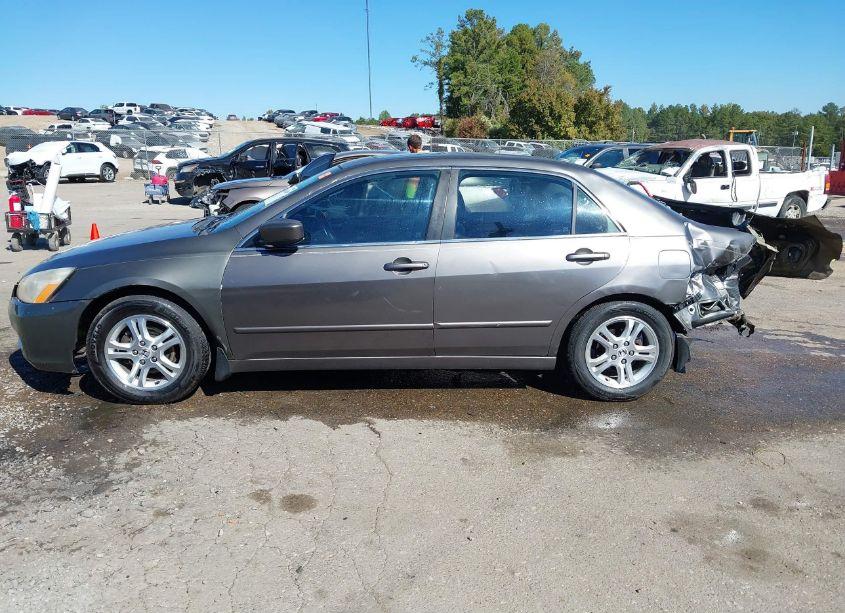 Photo 15 of 2006 Honda Accord 2.4 EX (VIN 1HGCM56816A078660)