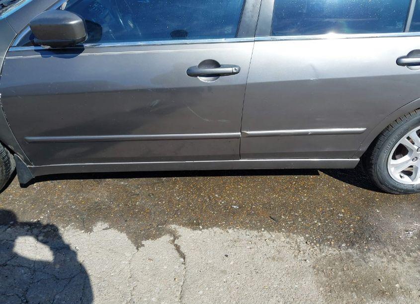 Photo 19 of 2006 Honda Accord 2.4 EX (VIN 1HGCM56816A078660)