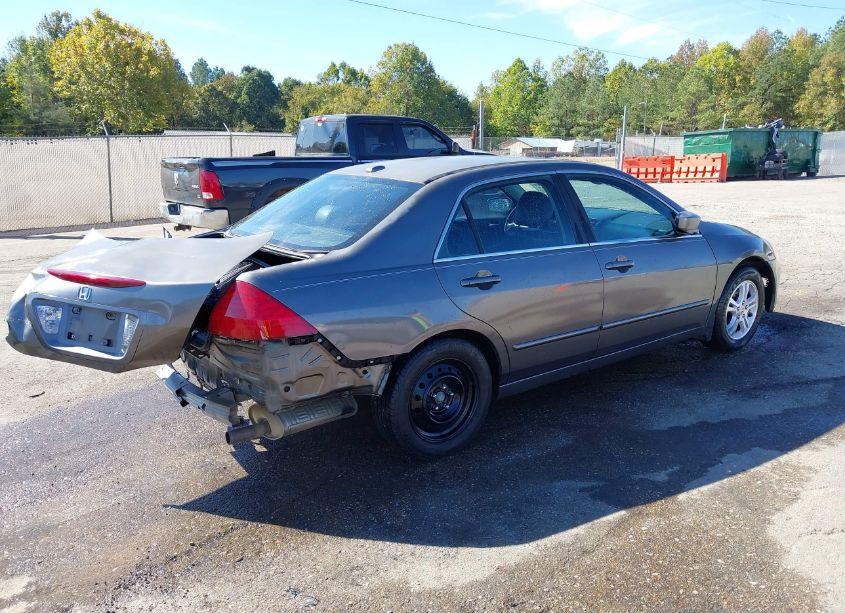 Photo 4 of 2006 Honda Accord 2.4 EX (VIN 1HGCM56816A078660)