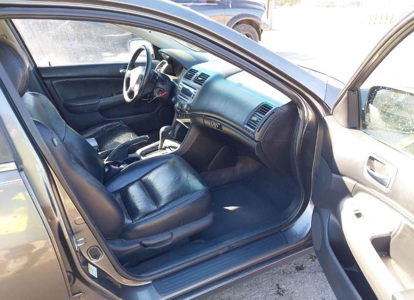 Photo 5 of 2006 Honda Accord 2.4 EX (VIN 1HGCM56816A078660)