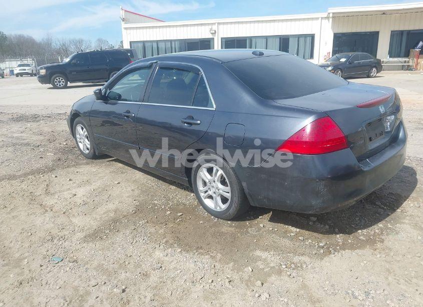Photo 3 of 2006 Honda Accord 2.4 EX (VIN 1HGCM56816A119742)