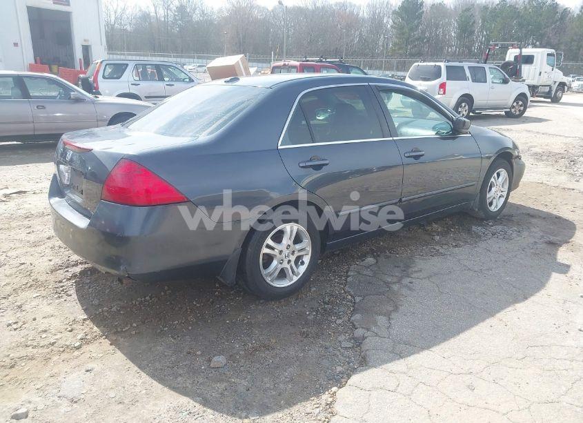 Photo 4 of 2006 Honda Accord 2.4 EX (VIN 1HGCM56816A119742)
