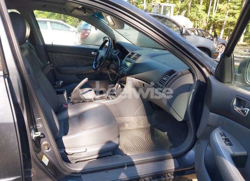 Photo 5 of 2007 Honda Accord 2.4 EX (VIN 1HGCM56817A005354)