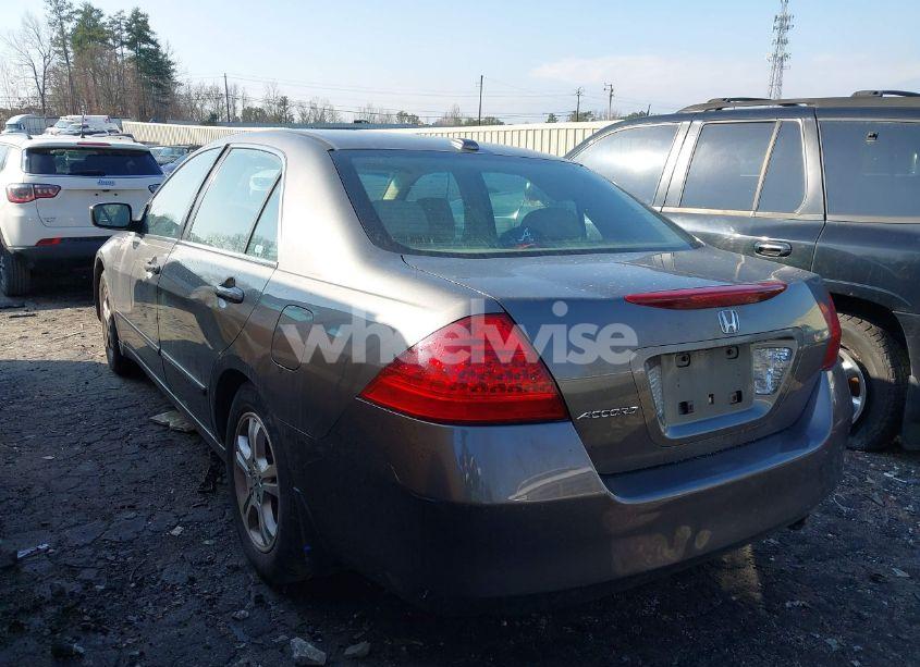 Photo 3 of 2007 Honda Accord 2.4 EX (VIN 1HGCM56817A020968)