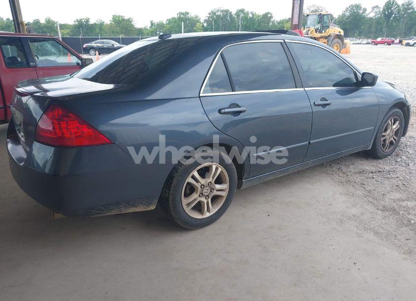 Photo 4 of 2007 Honda Accord 2.4 EX (VIN 1HGCM56817A057650)