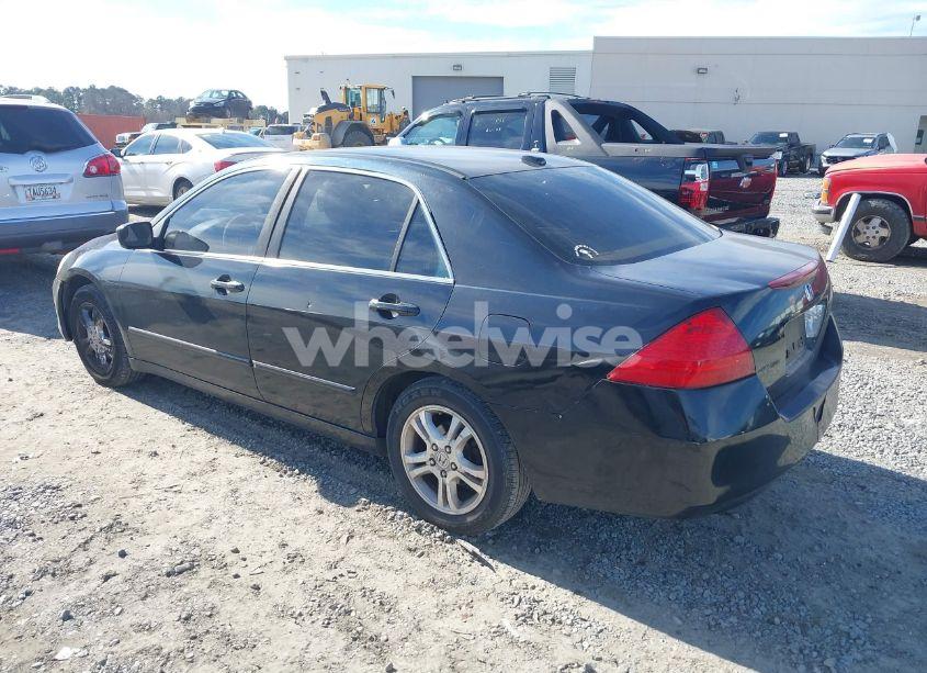 Photo 3 of 2007 Honda Accord 2.4 EX (VIN 1HGCM56817A076943)