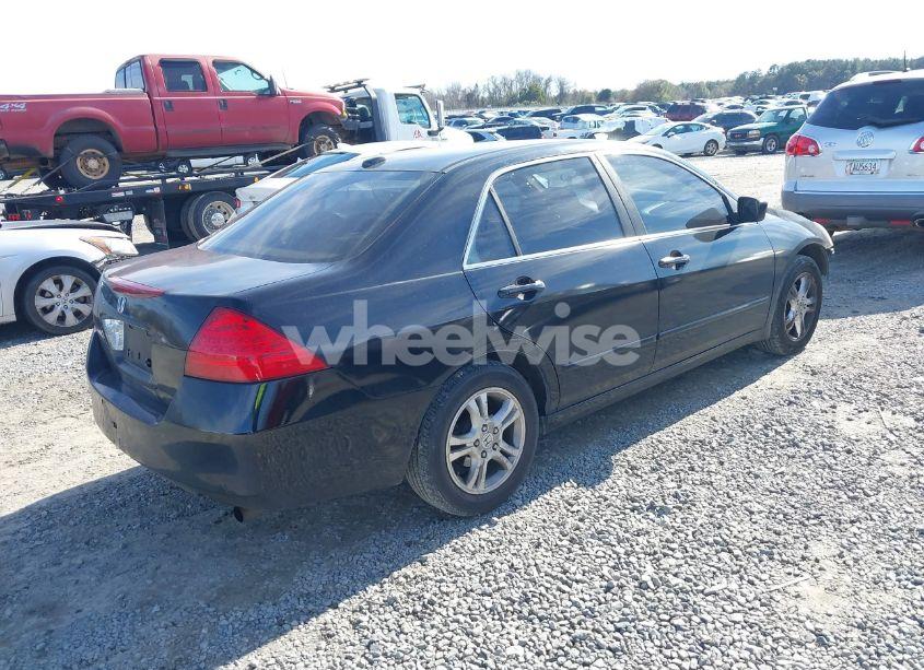 Photo 4 of 2007 Honda Accord 2.4 EX (VIN 1HGCM56817A076943)