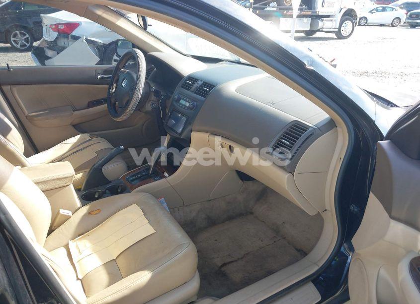 Photo 5 of 2007 Honda Accord 2.4 EX (VIN 1HGCM56817A076943)