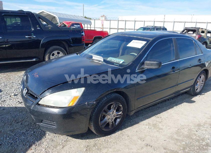 Photo 6 of 2007 Honda Accord 2.4 EX (VIN 1HGCM56817A076943)
