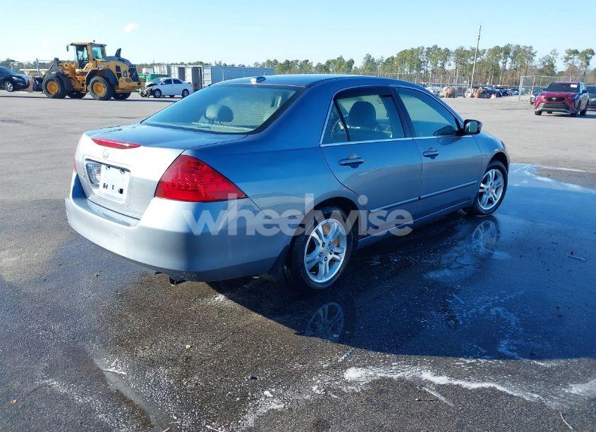 Photo 4 of 2007 Honda Accord 2.4 EX (VIN 1HGCM56817A087389)