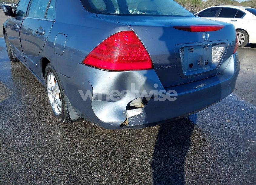 Photo 6 of 2007 Honda Accord 2.4 EX (VIN 1HGCM56817A087389)