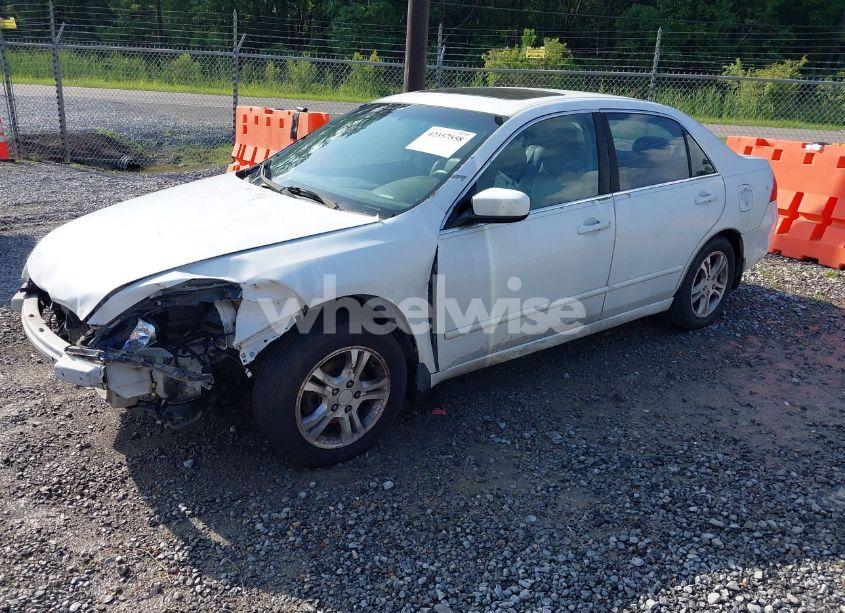 Photo 2 of 2007 Honda Accord 2.4 EX (VIN 1HGCM56817A089823)