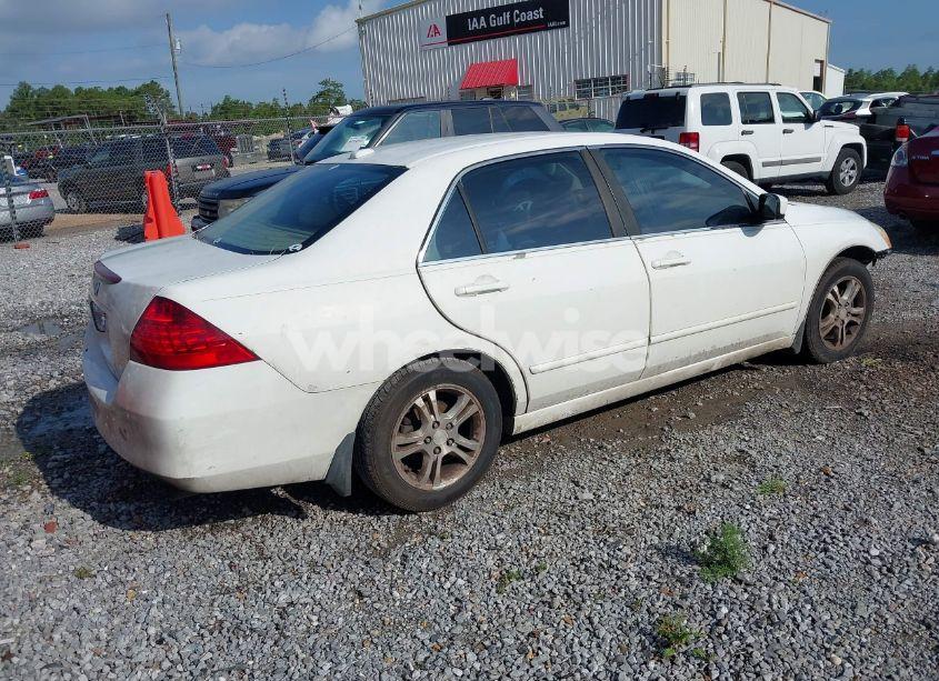 Photo 4 of 2007 Honda Accord 2.4 EX (VIN 1HGCM56817A089823)