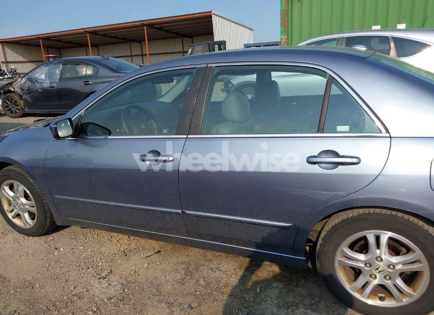 Photo 14 of 2007 Honda Accord 2.4 EX (VIN 1HGCM56817A124182)