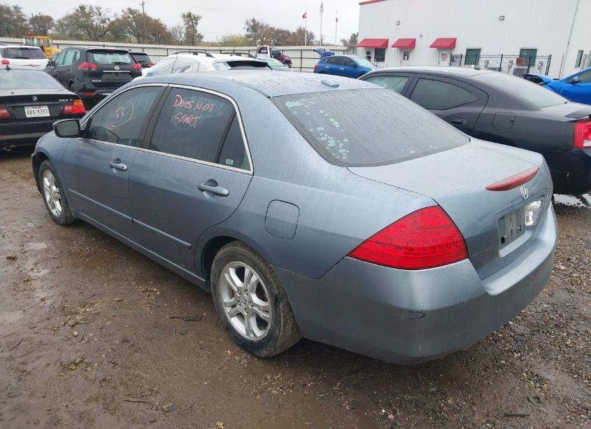 Photo 3 of 2007 Honda Accord 2.4 EX (VIN 1HGCM56817A127907)
