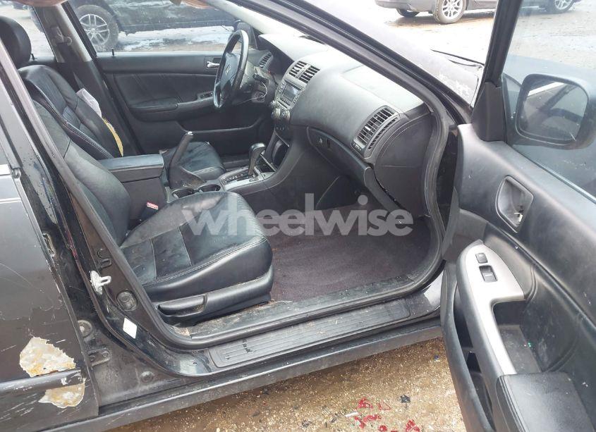 Photo 5 of 2007 Honda Accord 2.4 EX (VIN 1HGCM56817A177125)