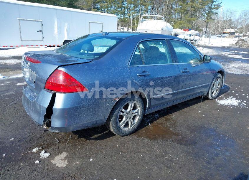 Photo 4 of 2007 Honda Accord 2.4 EX (VIN 1HGCM56817A183863)