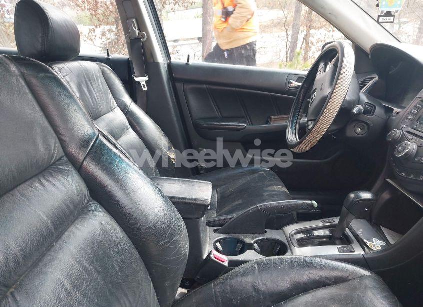 Photo 5 of 2004 Honda Accord 2.4 EX (VIN 1HGCM56824A059046)