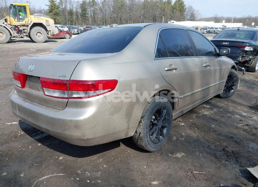 Photo 4 of 2004 Honda Accord 2.4 EX (VIN 1HGCM56824A110870)