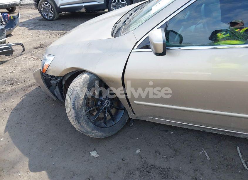 Photo 6 of 2004 Honda Accord 2.4 EX (VIN 1HGCM56824A110870)