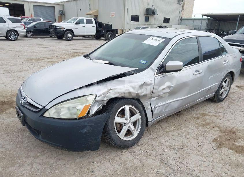 Photo 2 of 2005 Honda Accord 2.4 EX (VIN 1HGCM56825A072266)