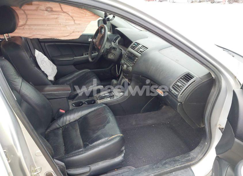 Photo 5 of 2005 Honda Accord 2.4 EX (VIN 1HGCM56825A072266)