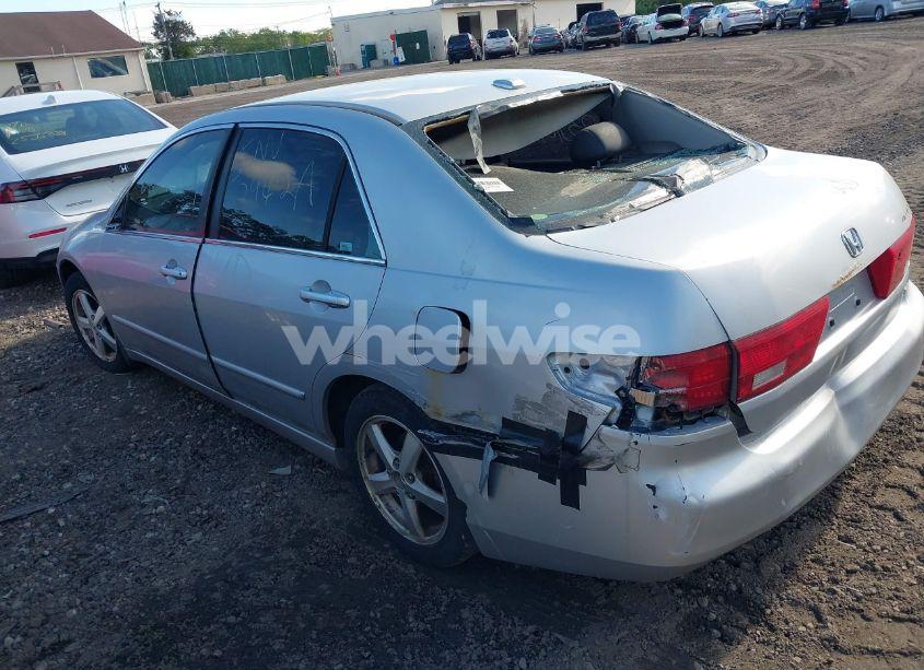 Photo 3 of 2005 Honda Accord 2.4 EX (VIN 1HGCM56825A102088)