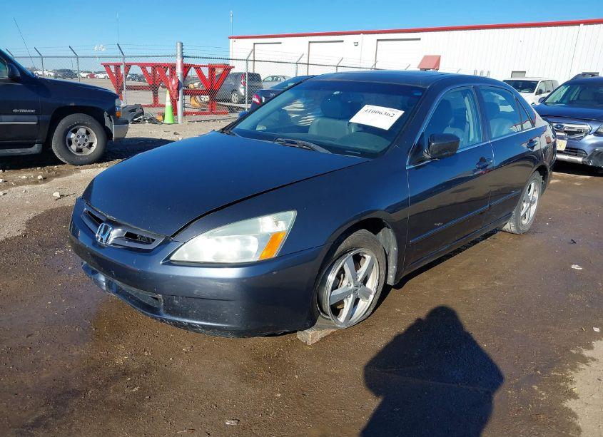 Photo 2 of 2005 Honda Accord 2.4 EX (VIN 1HGCM56825A166292)
