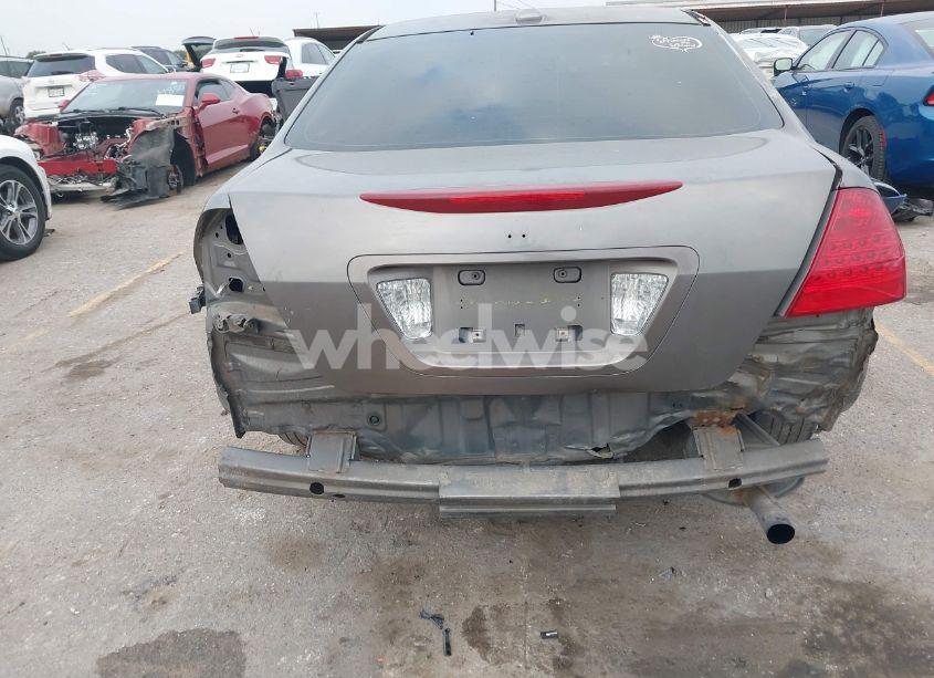 Photo 12 of 2006 Honda Accord 2.4 EX (VIN 1HGCM56826A046722)