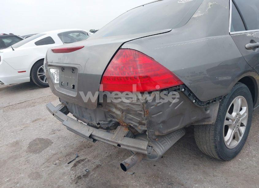 Photo 6 of 2006 Honda Accord 2.4 EX (VIN 1HGCM56826A046722)