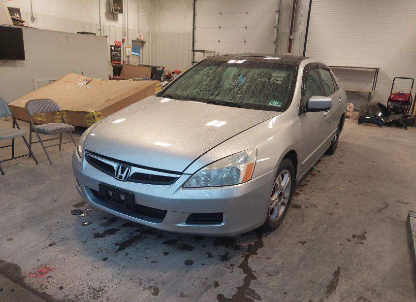 Photo 2 of 2006 Honda Accord 2.4 EX (VIN 1HGCM56826A068459)