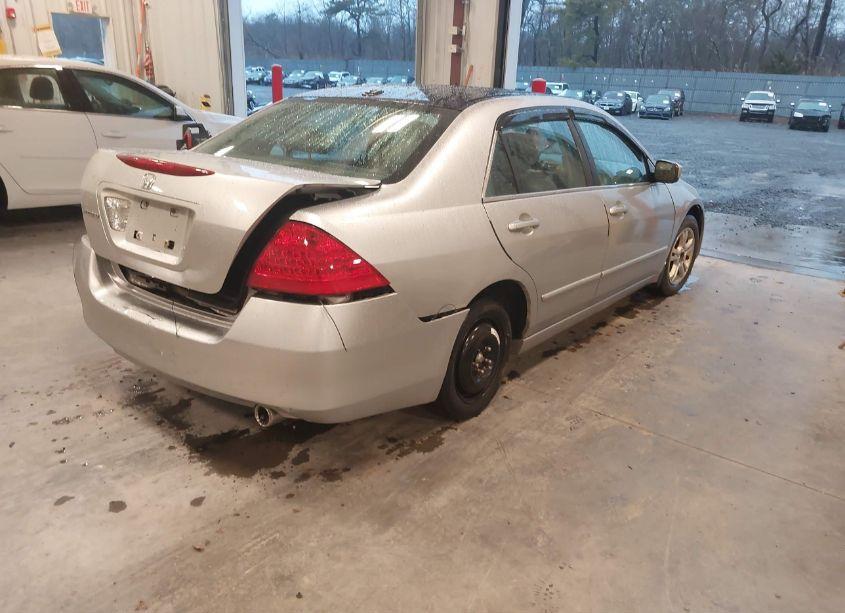 Photo 4 of 2006 Honda Accord 2.4 EX (VIN 1HGCM56826A068459)