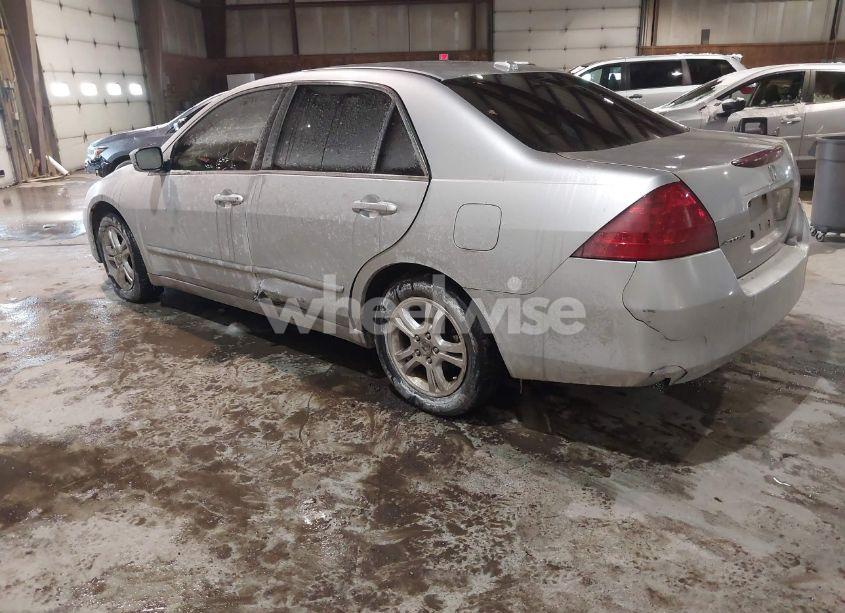 Photo 3 of 2006 Honda Accord 2.4 EX (VIN 1HGCM56826A111200)