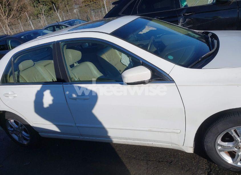 Photo 13 of 2006 Honda Accord 2.4 EX (VIN 1HGCM56826A185104)