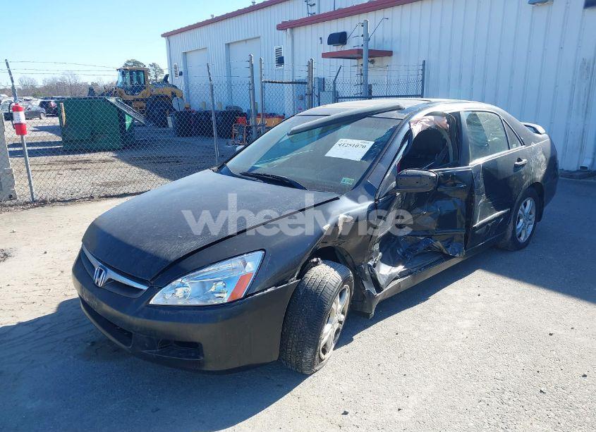 Photo 6 of 2007 Honda Accord 2.4 EX (VIN 1HGCM56827A028643)