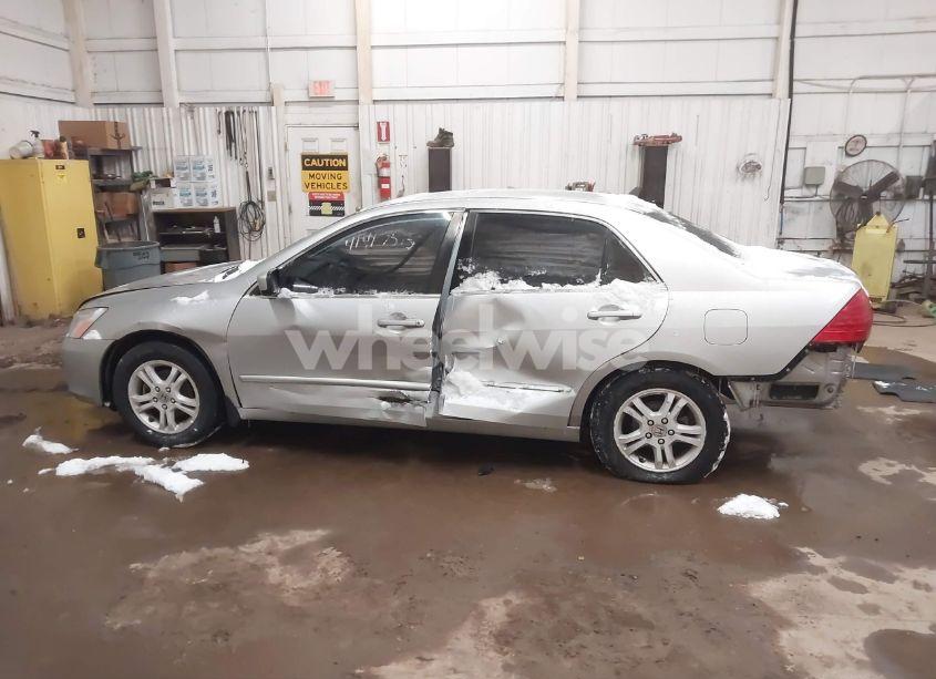 Photo 15 of 2007 Honda Accord 2.4 EX (VIN 1HGCM56827A109495)