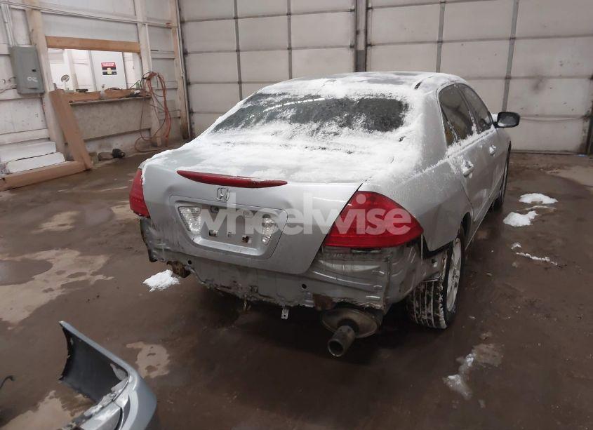 Photo 4 of 2007 Honda Accord 2.4 EX (VIN 1HGCM56827A109495)