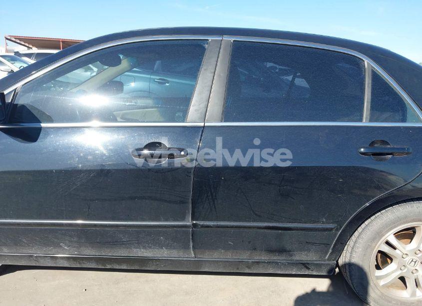 Photo 14 of 2007 Honda Accord 2.4 EX (VIN 1HGCM56827A155800)