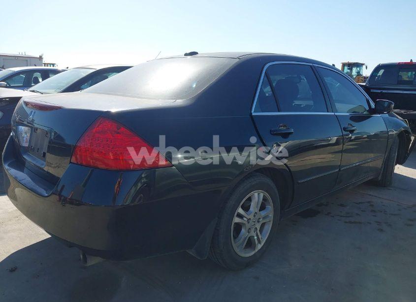 Photo 4 of 2007 Honda Accord 2.4 EX (VIN 1HGCM56827A155800)