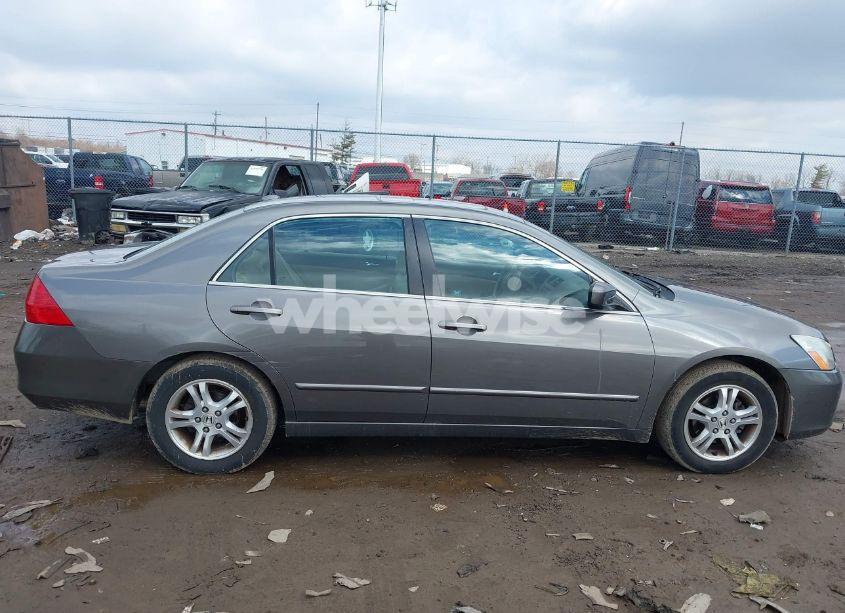 Photo 13 of 2007 Honda Accord 2.4 EX (VIN 1HGCM56827A167364)