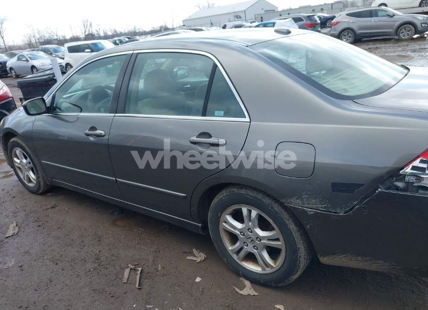 Photo 14 of 2007 Honda Accord 2.4 EX (VIN 1HGCM56827A167364)