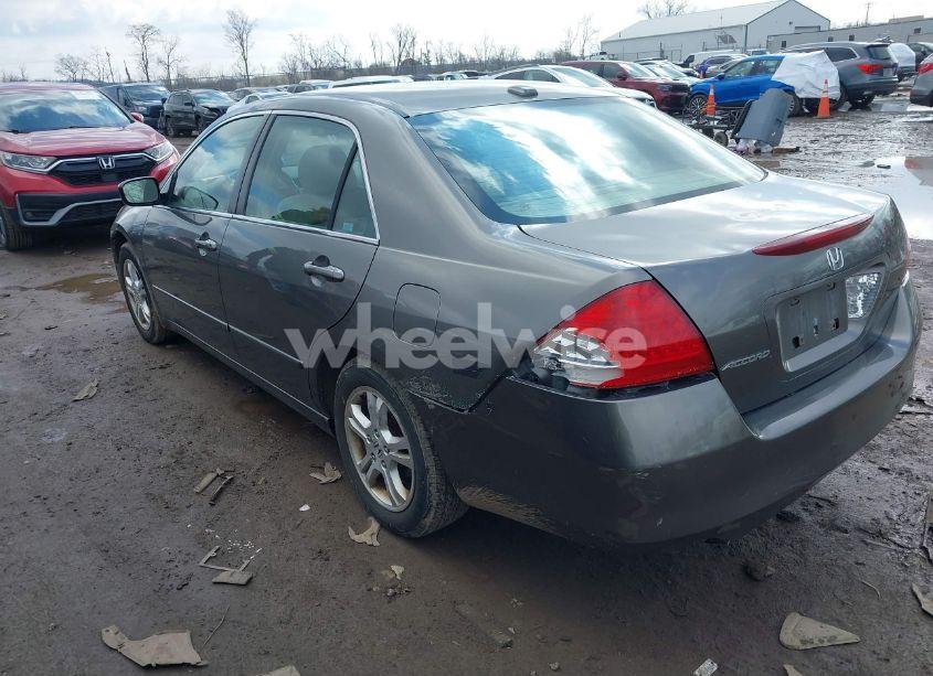 Photo 3 of 2007 Honda Accord 2.4 EX (VIN 1HGCM56827A167364)