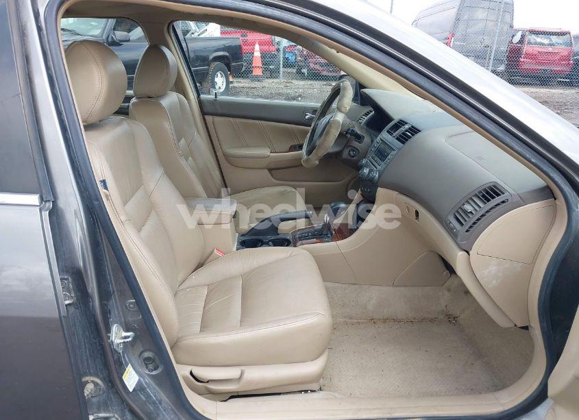 Photo 5 of 2007 Honda Accord 2.4 EX (VIN 1HGCM56827A167364)